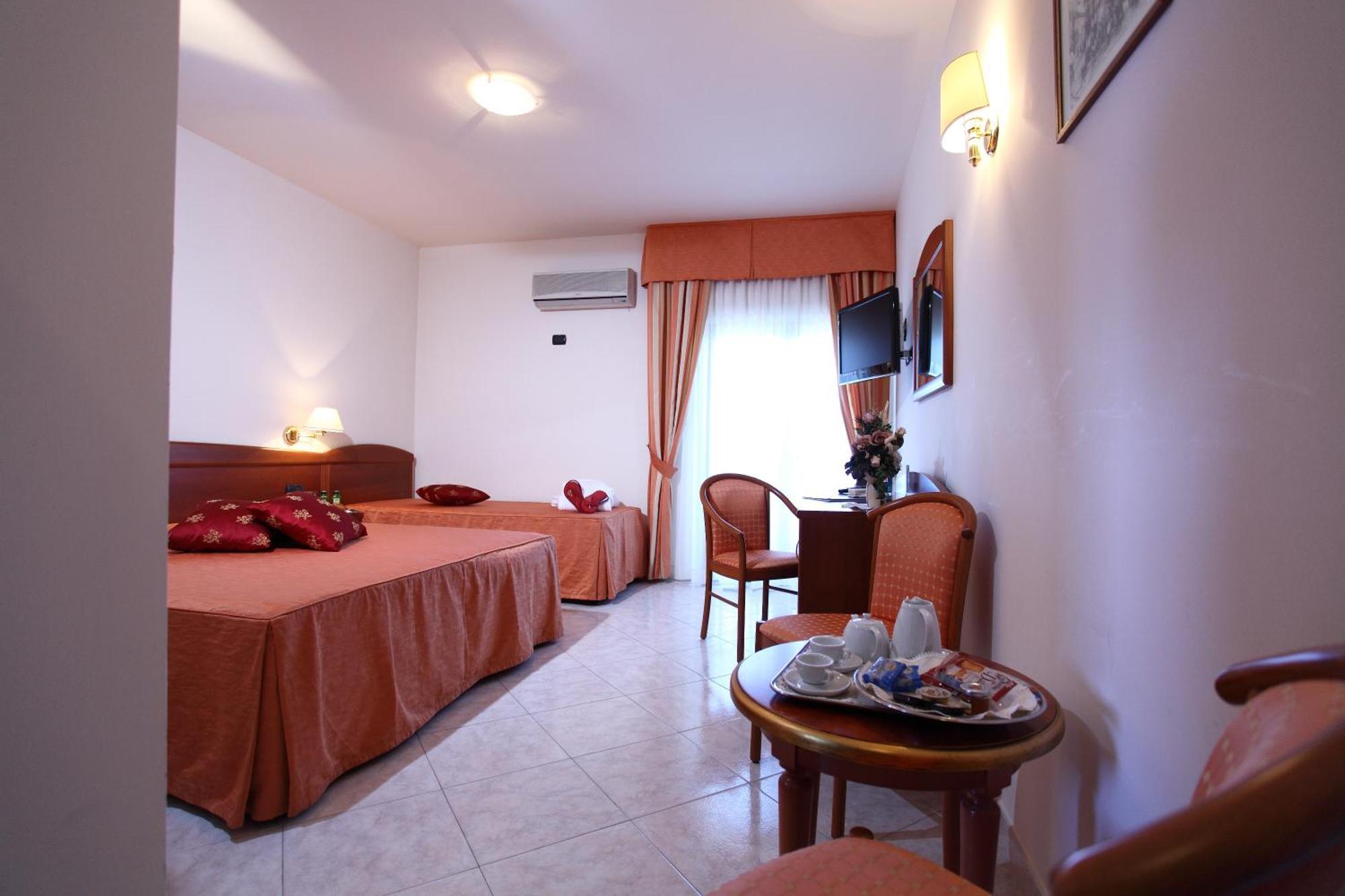 Hotel Za Maria Santo Stefano di Camastra Zimmer foto