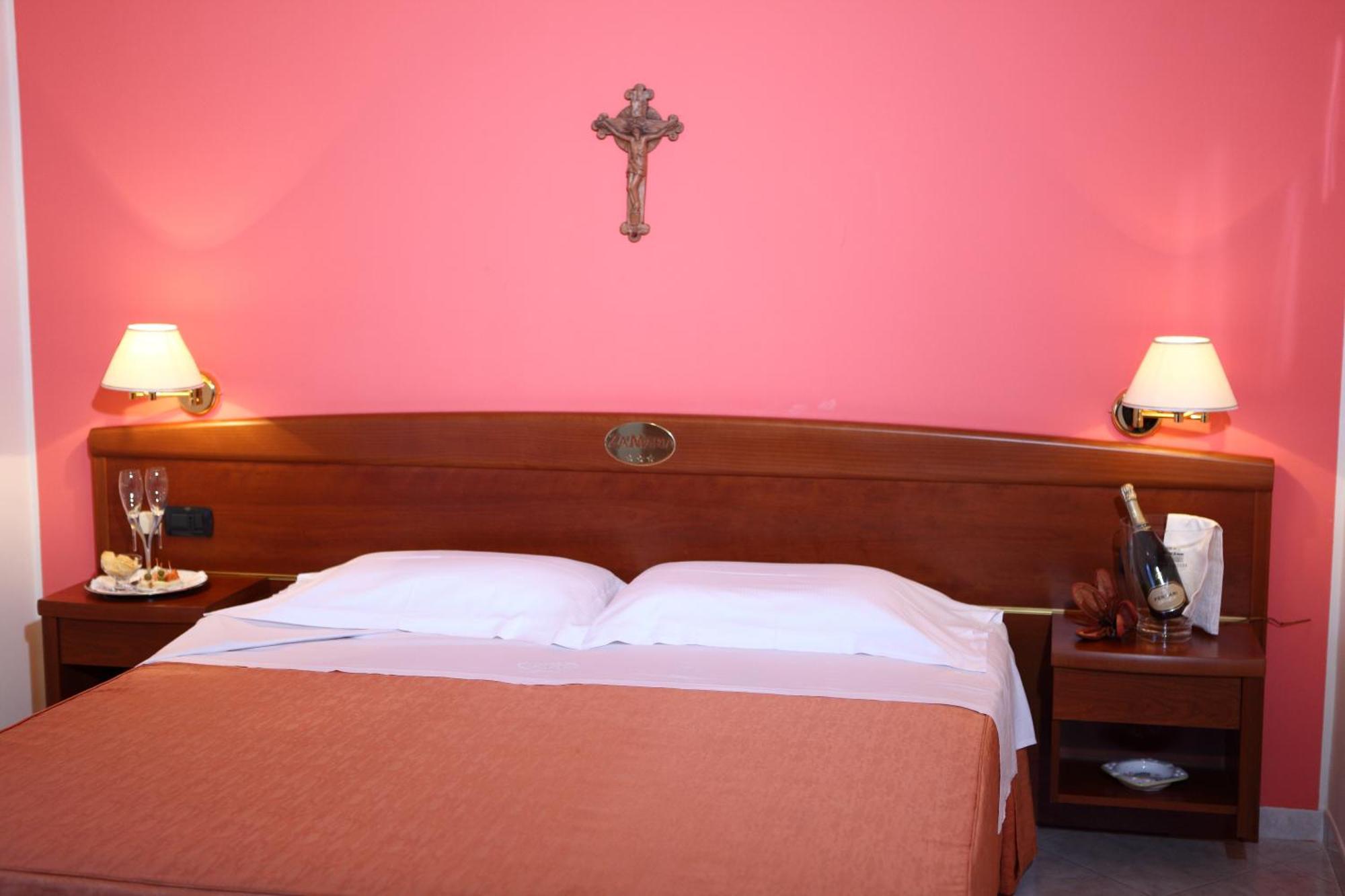Hotel Za Maria Santo Stefano di Camastra Zimmer foto