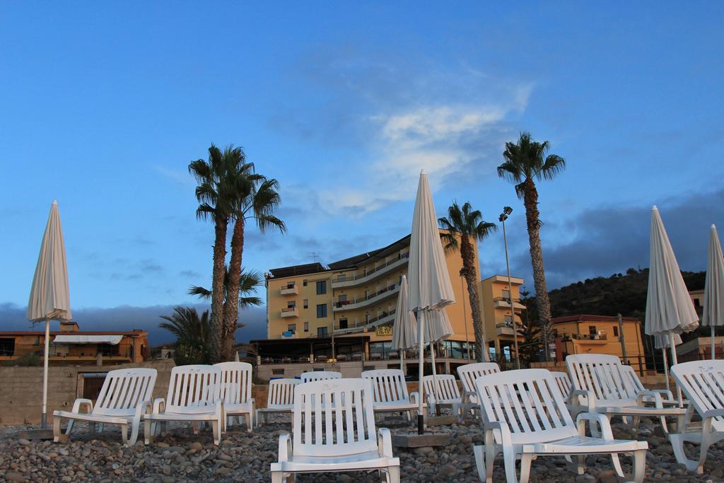 Hotel Za Maria Santo Stefano di Camastra Exterior foto